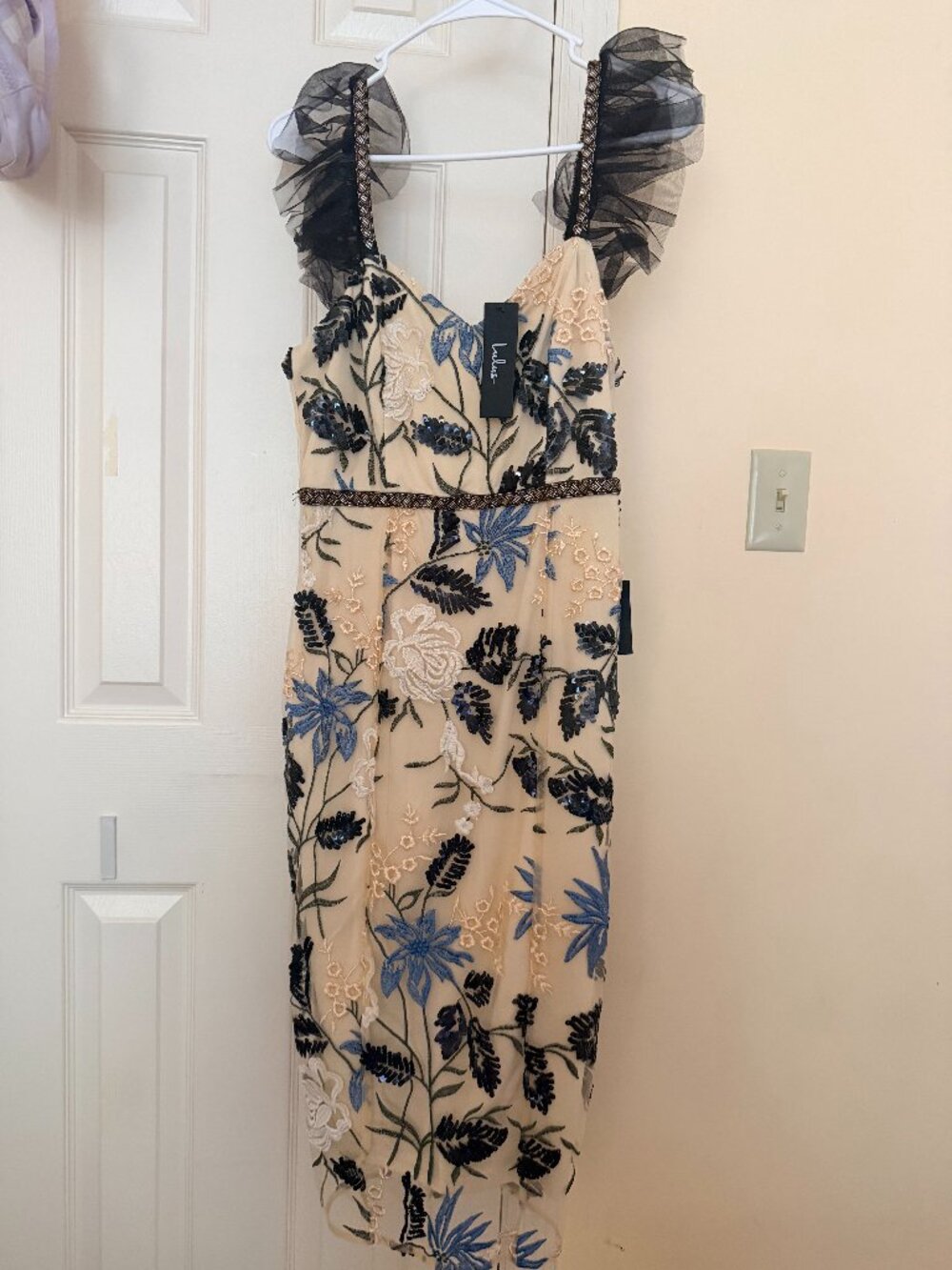 lulus , size s , brand new